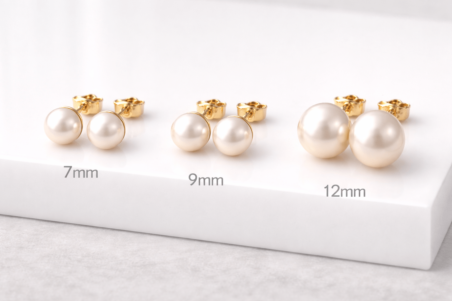 pearlsonly-blog-99-image-4-pearl - Die richtige Perlengröße für Goldene Perlenohrringe wählen - Perlen Schmuck - pearlsonly