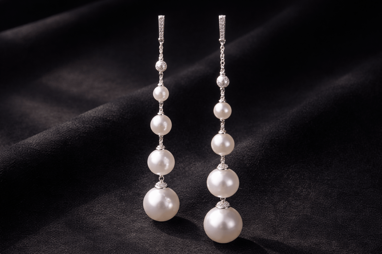 pearlsonly-blog-100-image-3-pearl - Dramatische lange hängende Ohrringe mit Perle - Perlen-Schmuck - pearlsonly