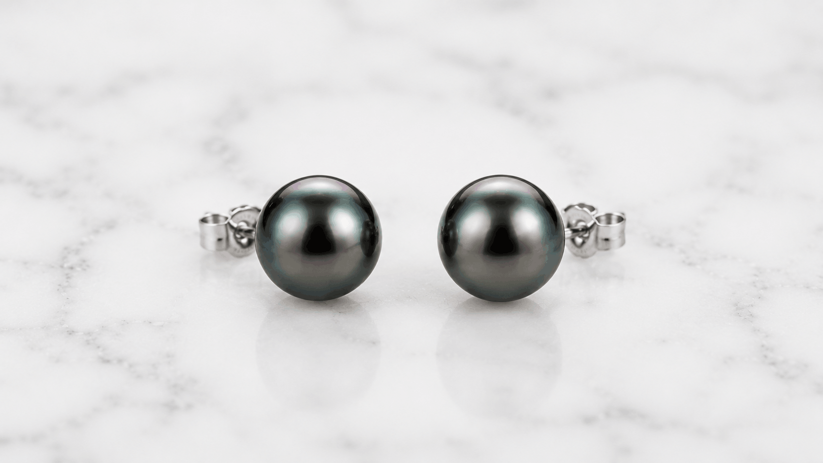 02. Black Pearl Stecker — Der Alltags-Klassiker